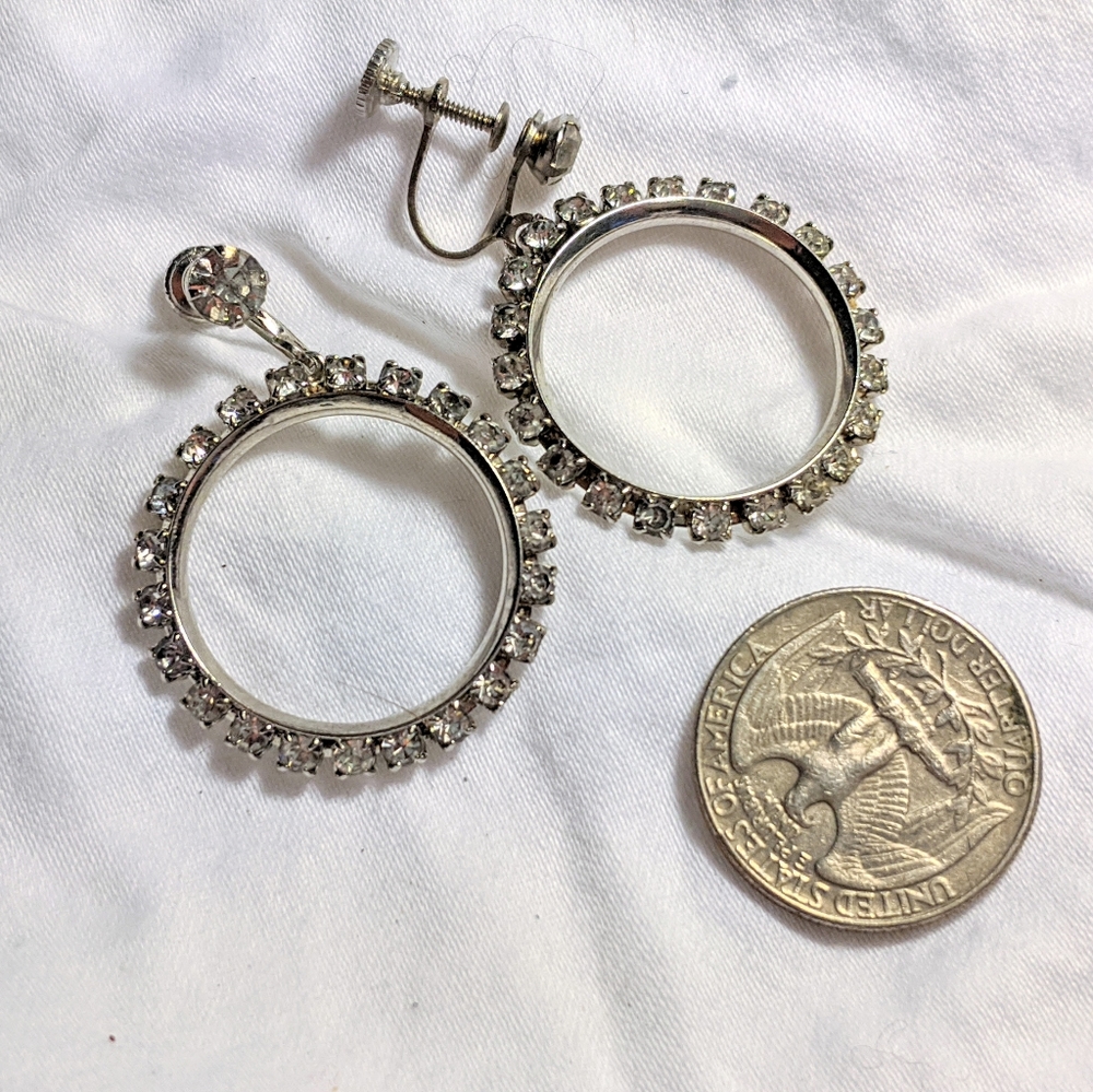 Vintage screw back hoop earrings